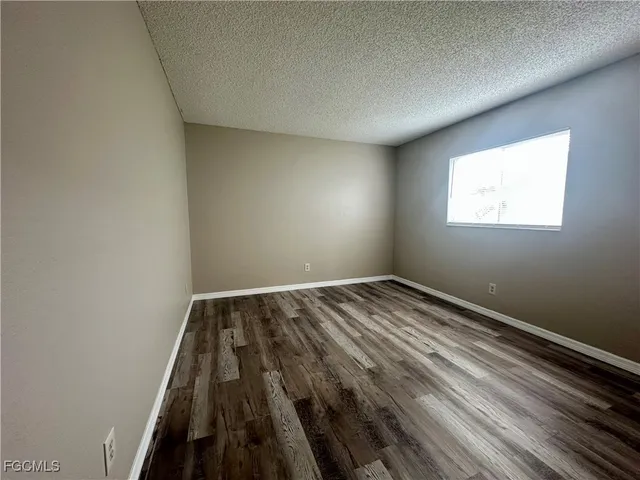 $1,350 | 829 Gleason Parkway, Unit 2, Cape Coral, FL 33914