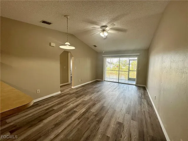 $1,350 | 829 Gleason Parkway, Unit 2, Cape Coral, FL 33914