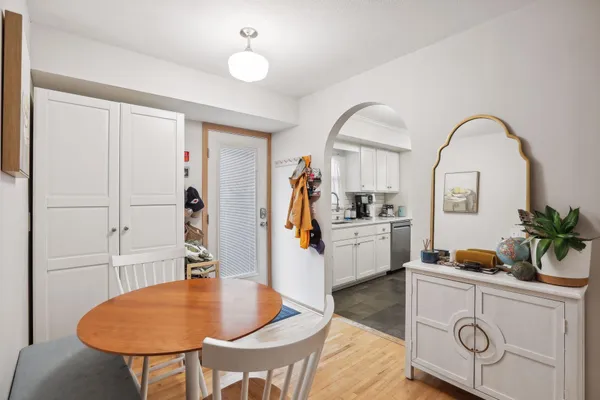 $3,250 | 4237 Ottawa Avenue South, Minneapolis, MN 55416