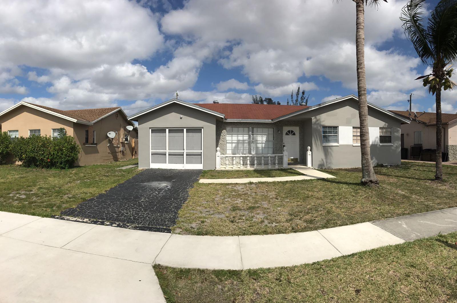 22260 Southwest 62nd Avenue Boca Raton, FL 33428 - Photo 1 of 12 18cc6e48-e389-43e4-8ace-2c9299c4b21c
