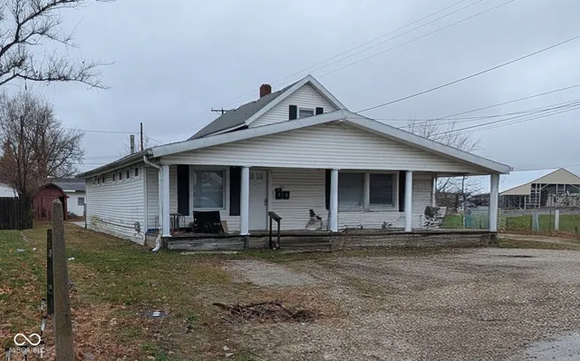 $130,000 | 800 West Lindweth Place, Muncie, IN 47303