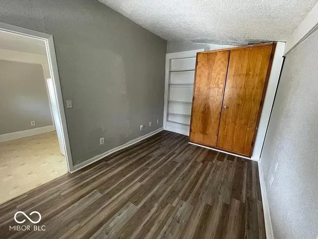 $130,000 | 800 West Lindweth Place, Muncie, IN 47303