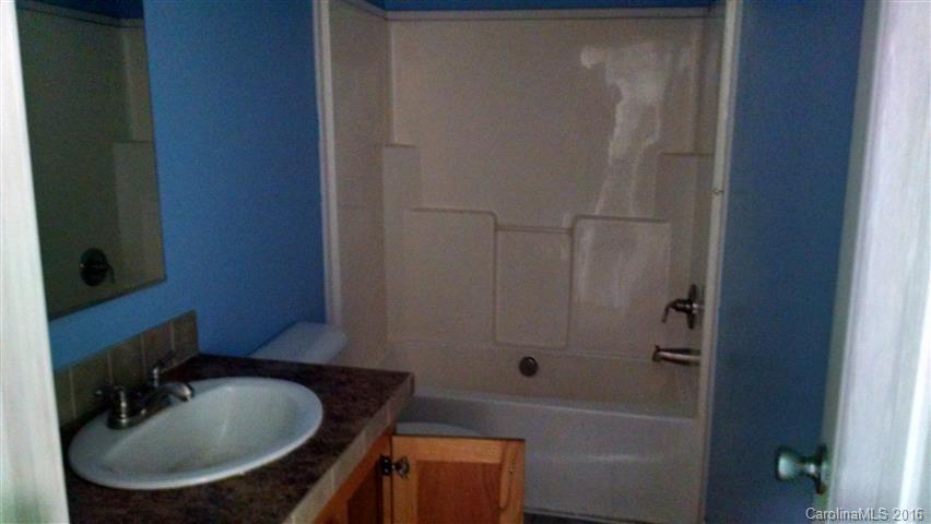 25 Reed Road Fairview, NC 28730 - Photo 4 of 13 Gallery Image 4