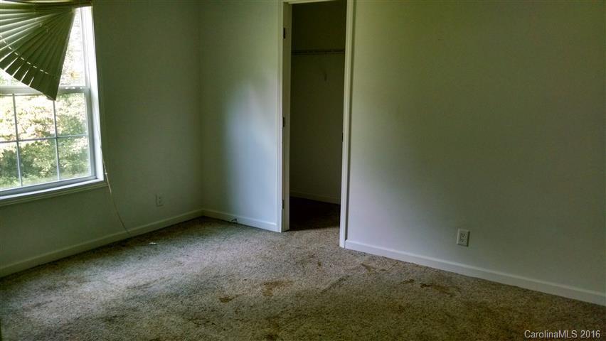 25 Reed Road Fairview, NC 28730 - Photo 6 of 13 Gallery Image 6
