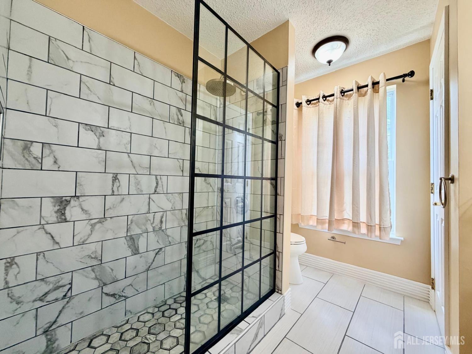 191 Prestwick Way Edison, NJ 08820 - Photo 17 of 19