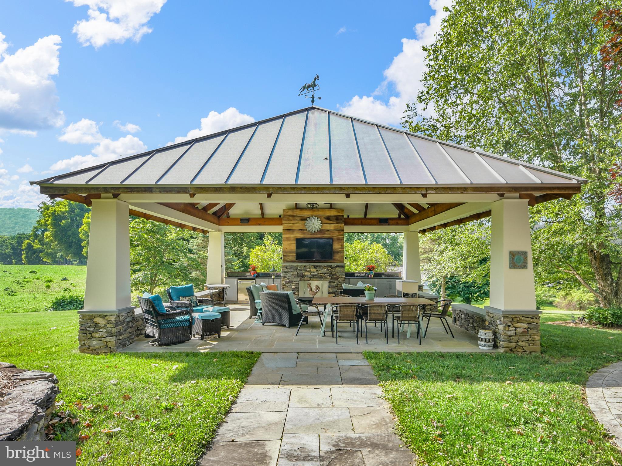 3356 Point Of Rocks Road Jefferson, MD 21755 - Photo 6 of 94