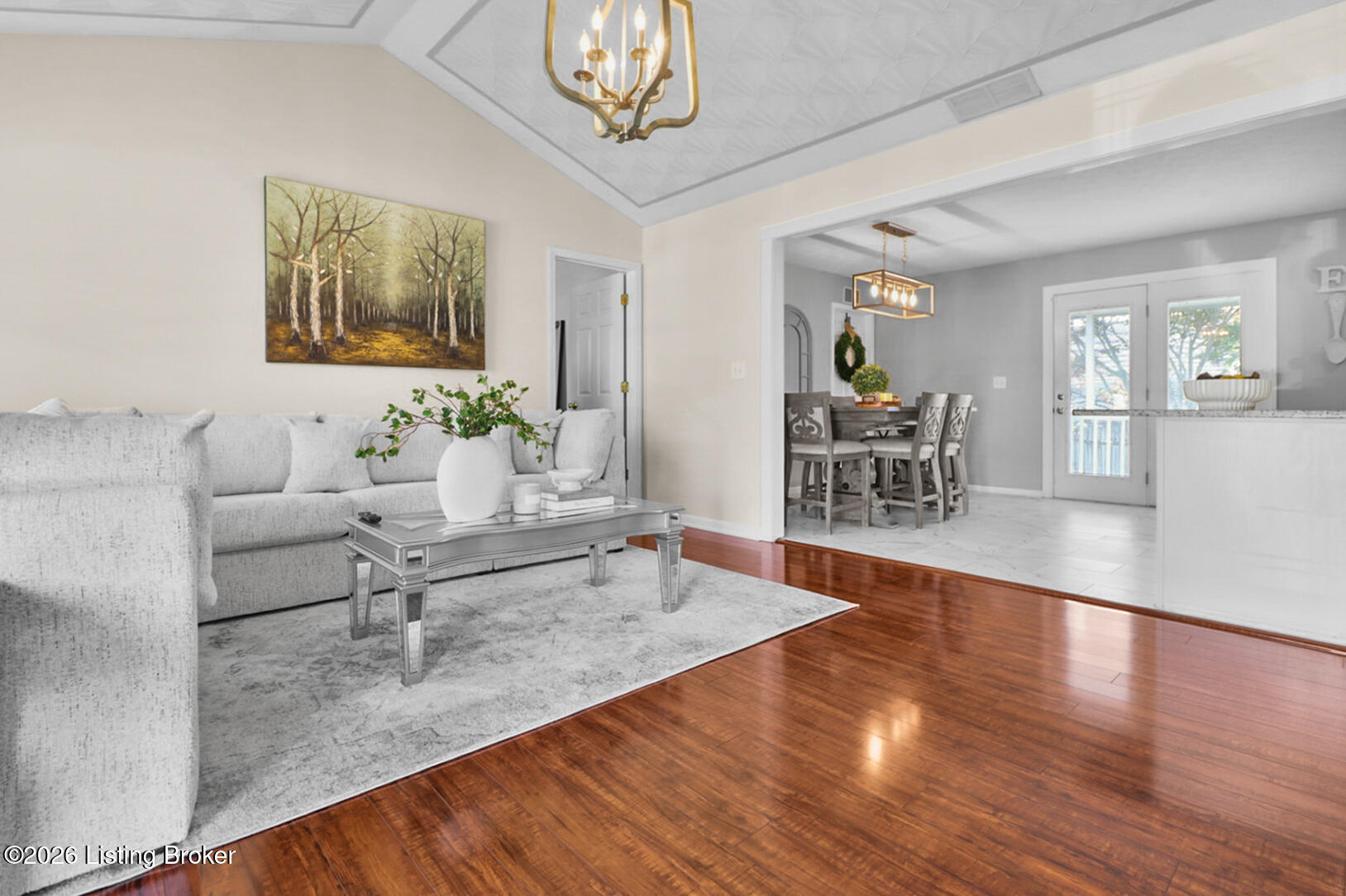 10002 Lancewood Road Louisville, KY 40229 - Photo 10 of 34 20260722_213628900_iOS