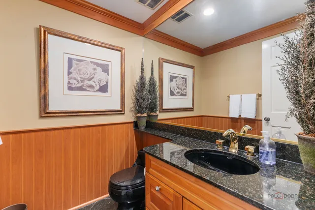 $1,599,000 | 501 Rockefeller Road, Lake Forest, IL 60045