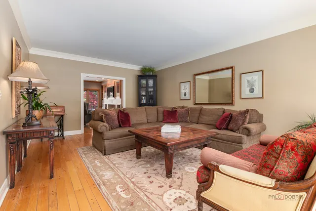 $1,599,000 | 501 Rockefeller Road, Lake Forest, IL 60045