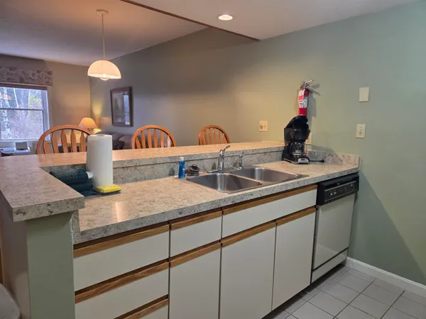 $14,350 | 164 Deer Park Drive, Unit 160D, North Woodstock, NH 03262