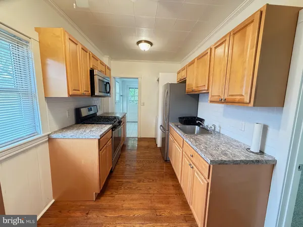 $1,800 | 1087 Buttonwood Avenue, Bensalem, PA 19020