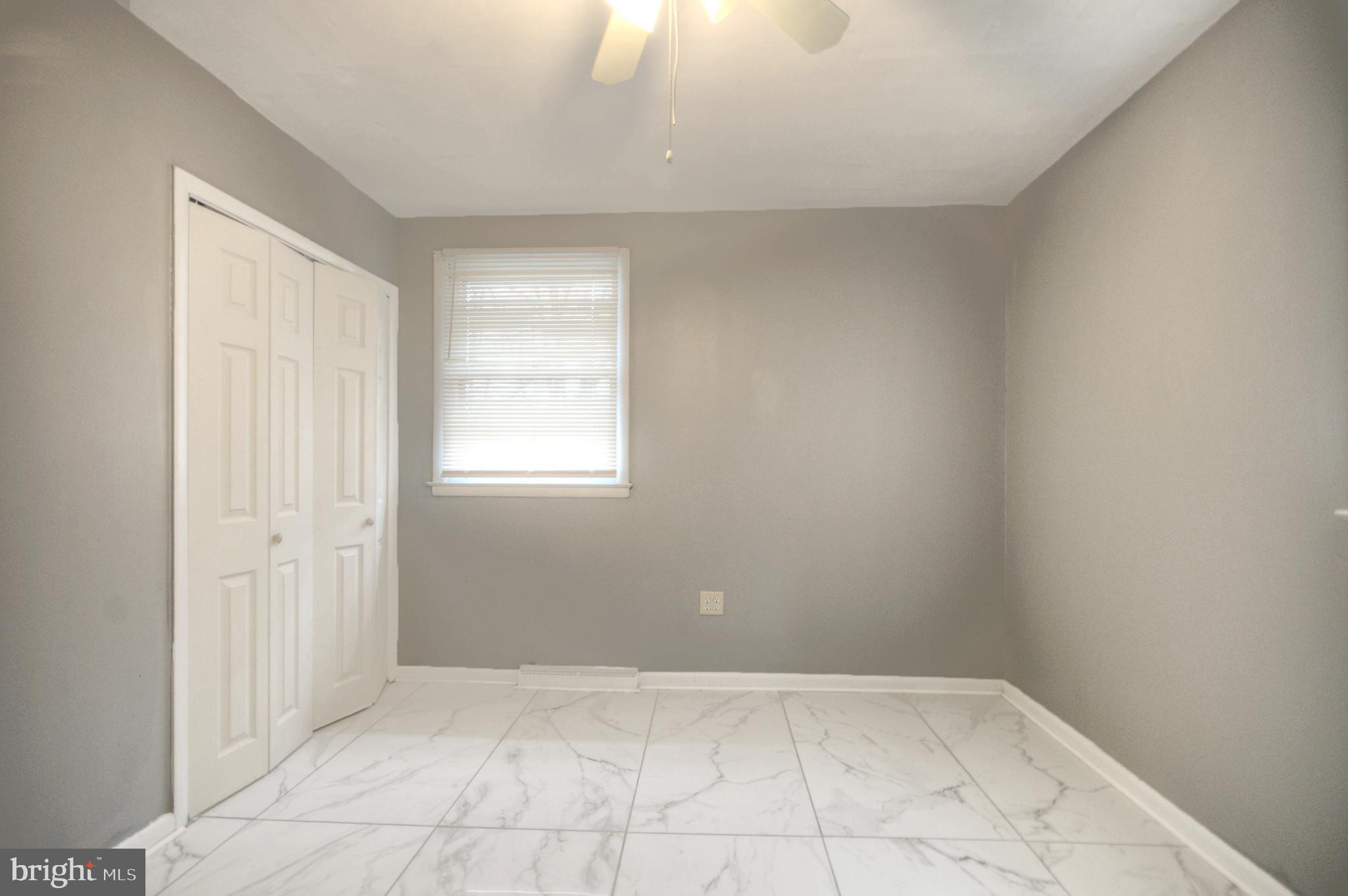 32 Fairmount Avenue Lindenwold, NJ 08021 - Photo 16 of 37 an empty room with windows