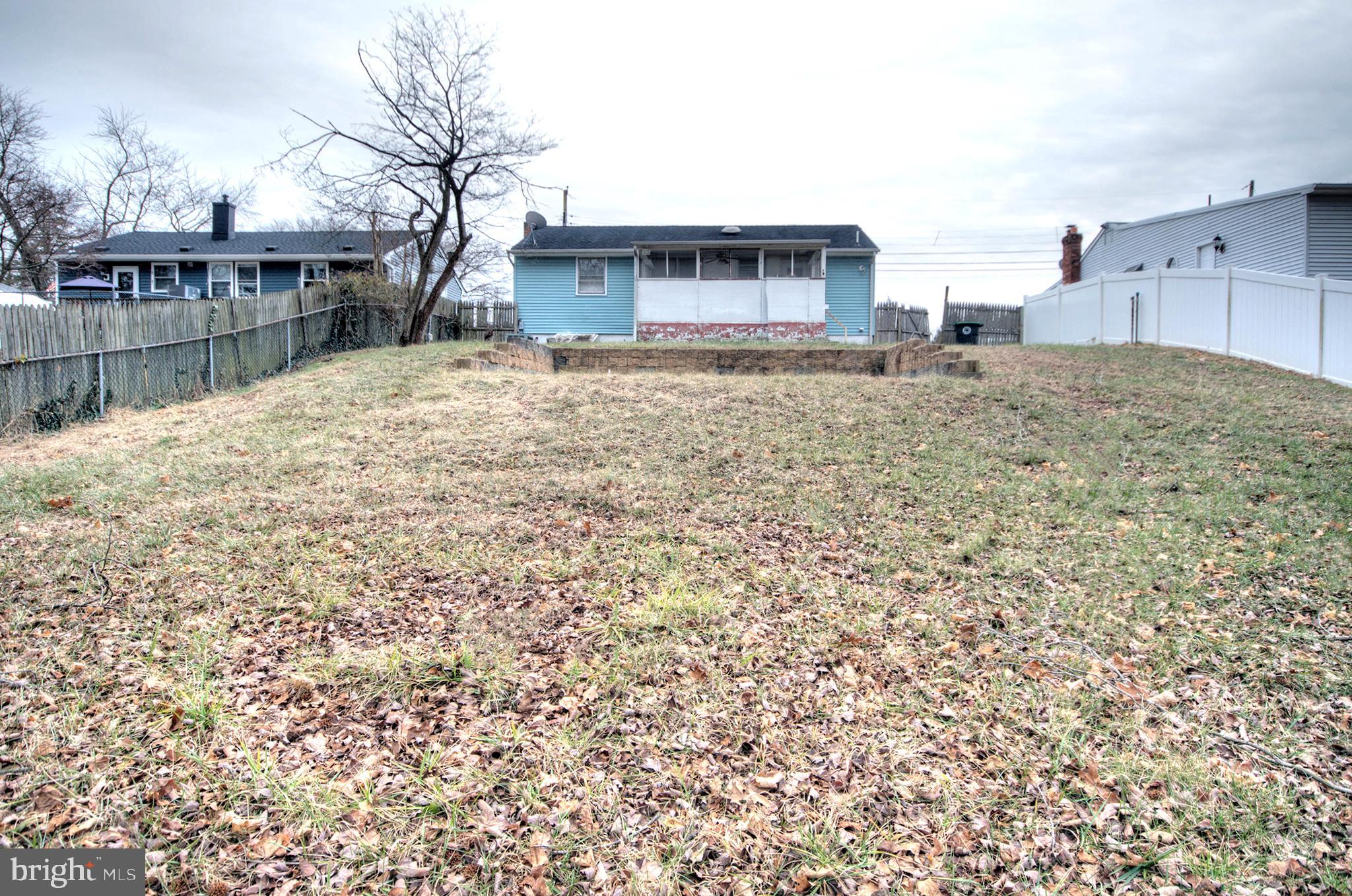 32 Fairmount Avenue Lindenwold, NJ 08021 - Photo 36 of 37 a view of a house with a yard