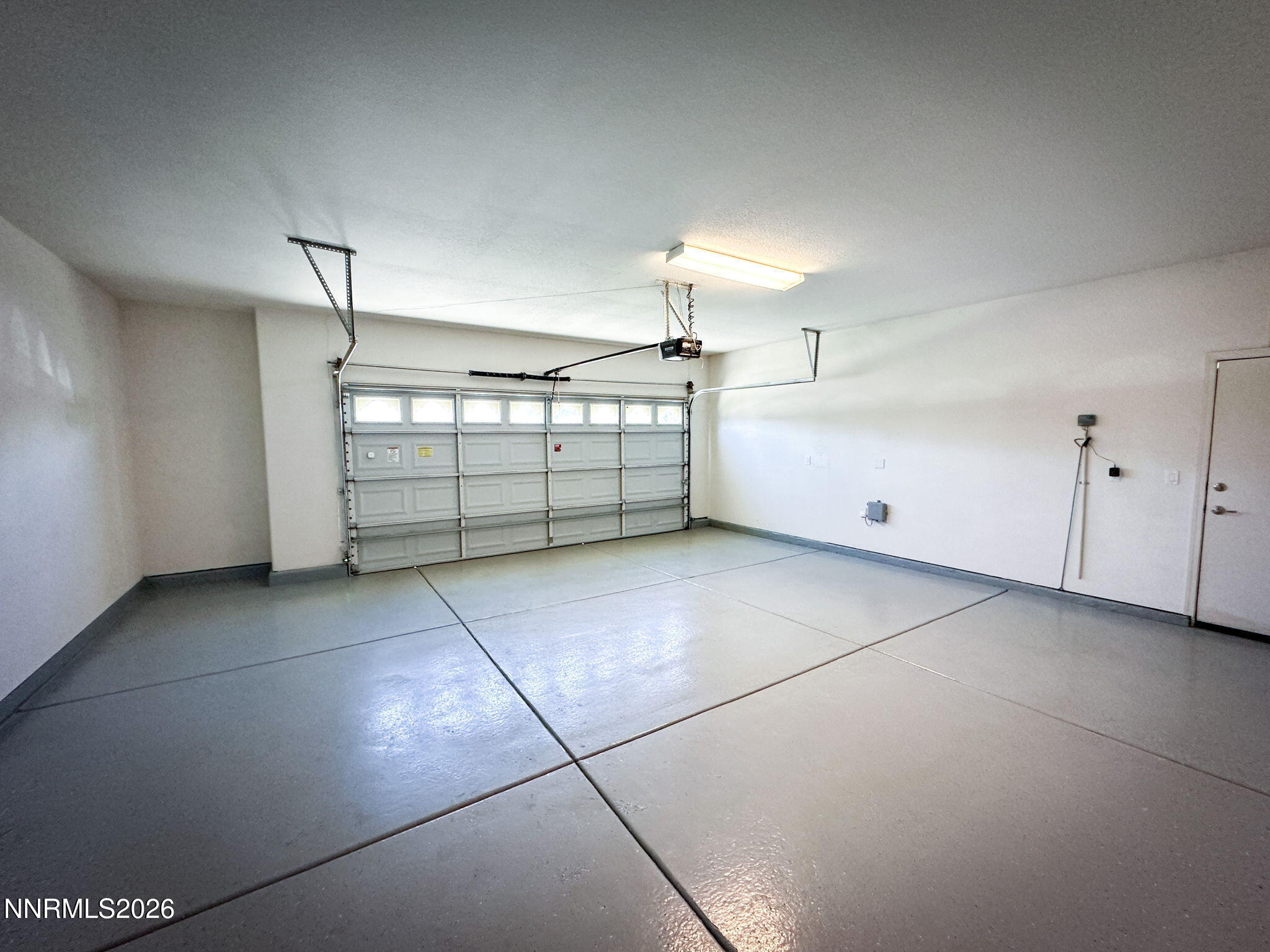 10370 Rosemount Drive Reno, NV 89521 - Photo 16 of 16 16-web-or-mls-16 Garage