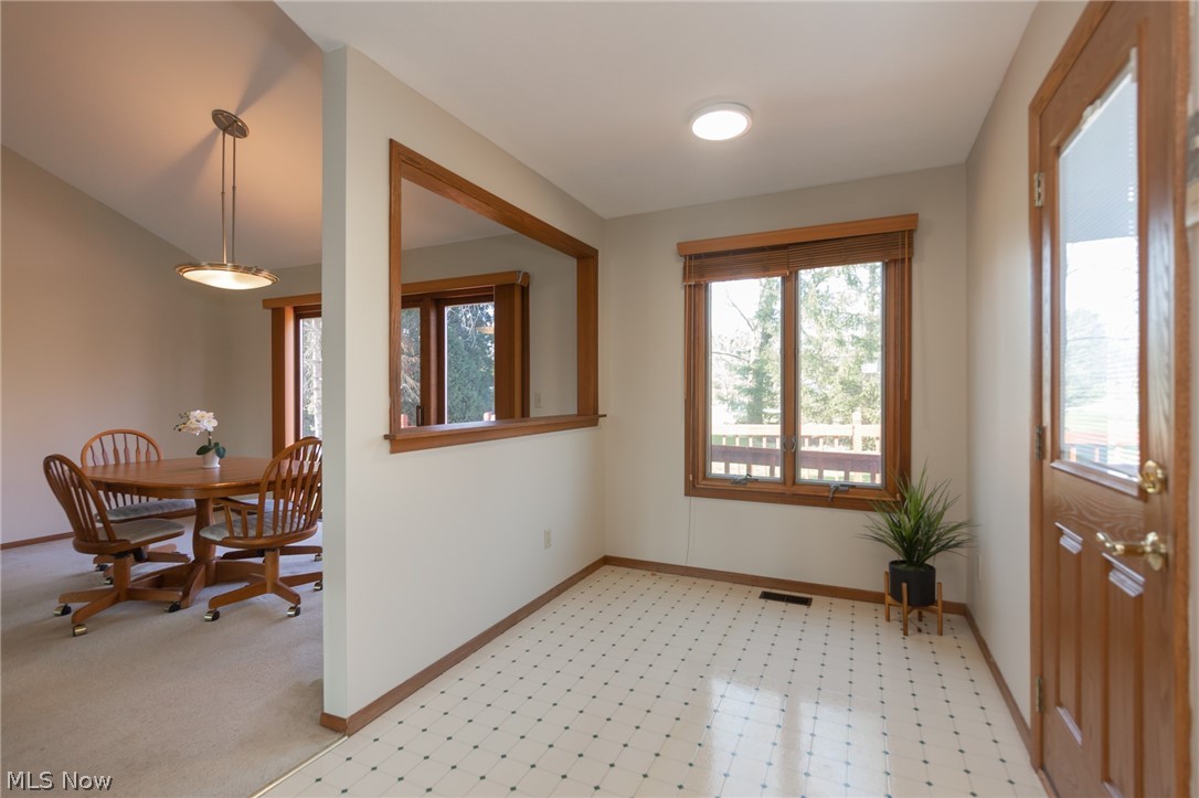 6296 Liberty Road Solon, OH 44139 - Photo 10 of 35 Gallery Image 10