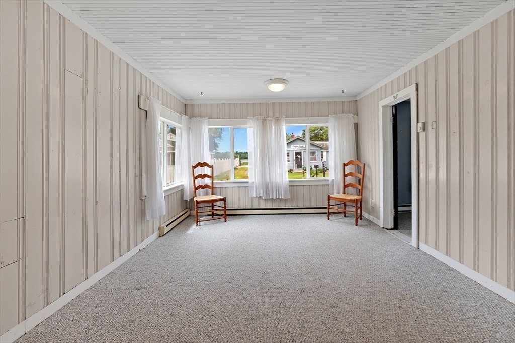 10 Barnes Street Wareham, MA 02571 - Photo 12 of 31