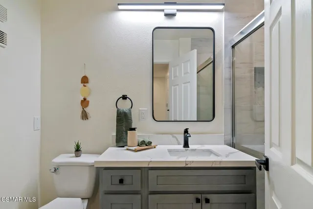 $599,999 | 916 Lighthouse Way, Port Hueneme, CA 93041