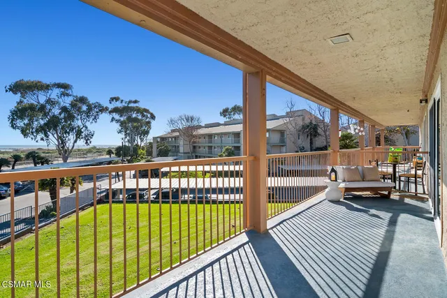 $599,999 | 916 Lighthouse Way, Port Hueneme, CA 93041