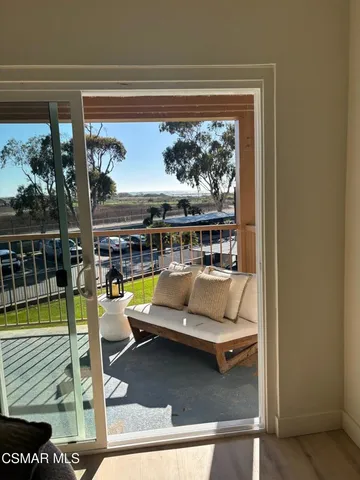 $599,999 | 916 Lighthouse Way, Port Hueneme, CA 93041