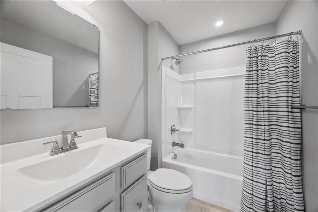 851 Ashley Road Gibsonia, PA 15044 - Photo 8 of 50 a bathroom with a sink toilet and shower