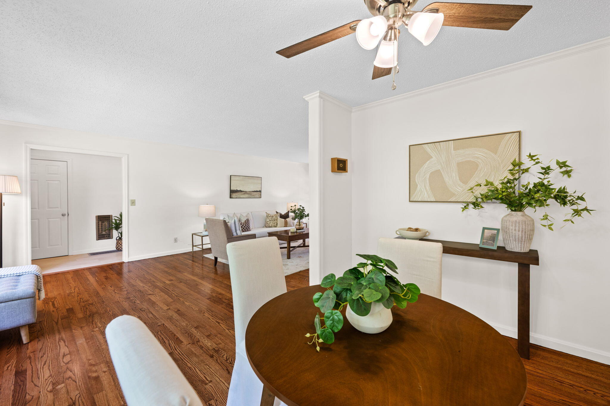 1847 Hickory Valley Road Chattanooga, TN 37421 - Photo 12 of 52 22-web-or-mls-DSC_9316