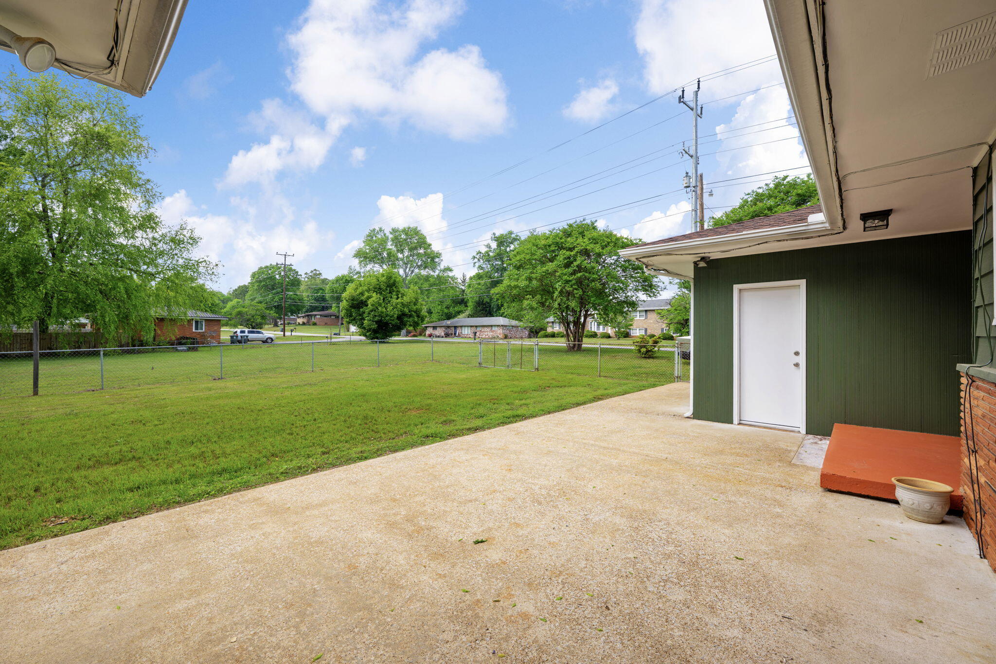 1847 Hickory Valley Road Chattanooga, TN 37421 - Photo 33 of 52 46-web-or-mls-DSC_9250
