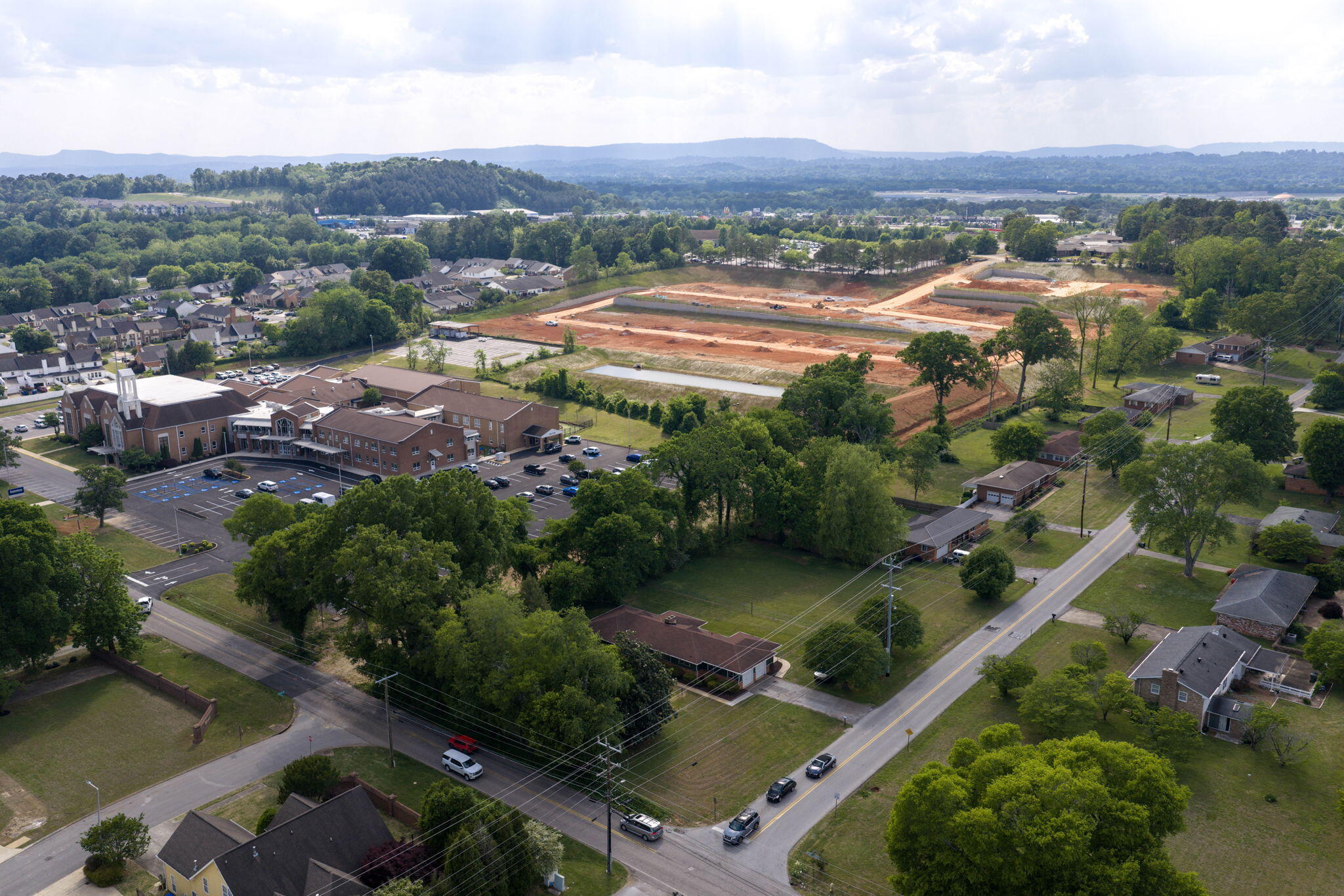 1847 Hickory Valley Road Chattanooga, TN 37421 - Photo 35 of 52 34-web-or-mls-DJI_20260423164947_0017_D-