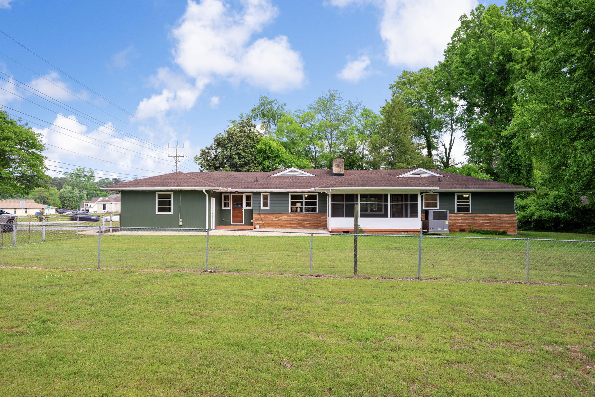 1847 Hickory Valley Road Chattanooga, TN 37421 - Photo 51 of 52 51-web-or-mls-DSC_9254