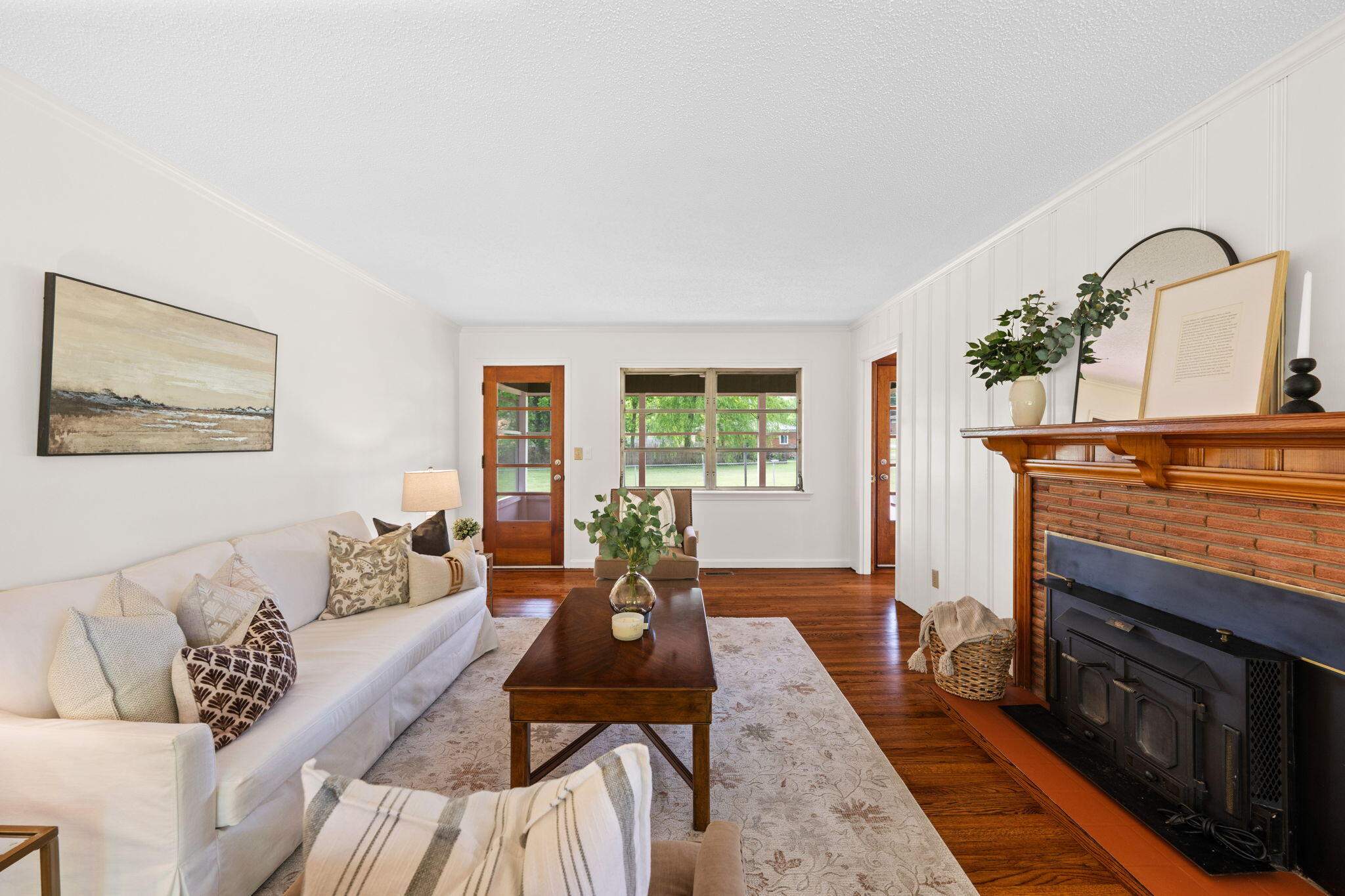 1847 Hickory Valley Road Chattanooga, TN 37421 - Photo 8 of 52 16-web-or-mls-DSC_9289
