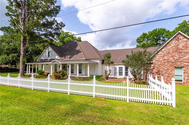 1163 Belgard Bend Road Boyce, LA 71409 - Photo 2 of 43