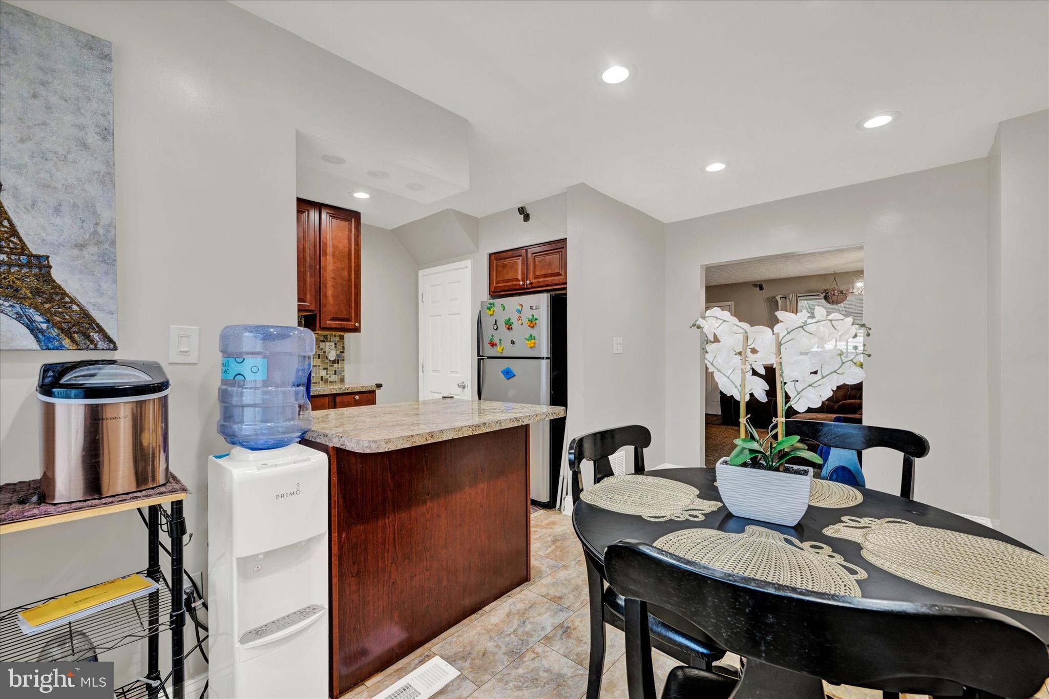 143 Riverthorn Road Middle River, MD 21220 - Photo 8 of 28 Gallery Image 8