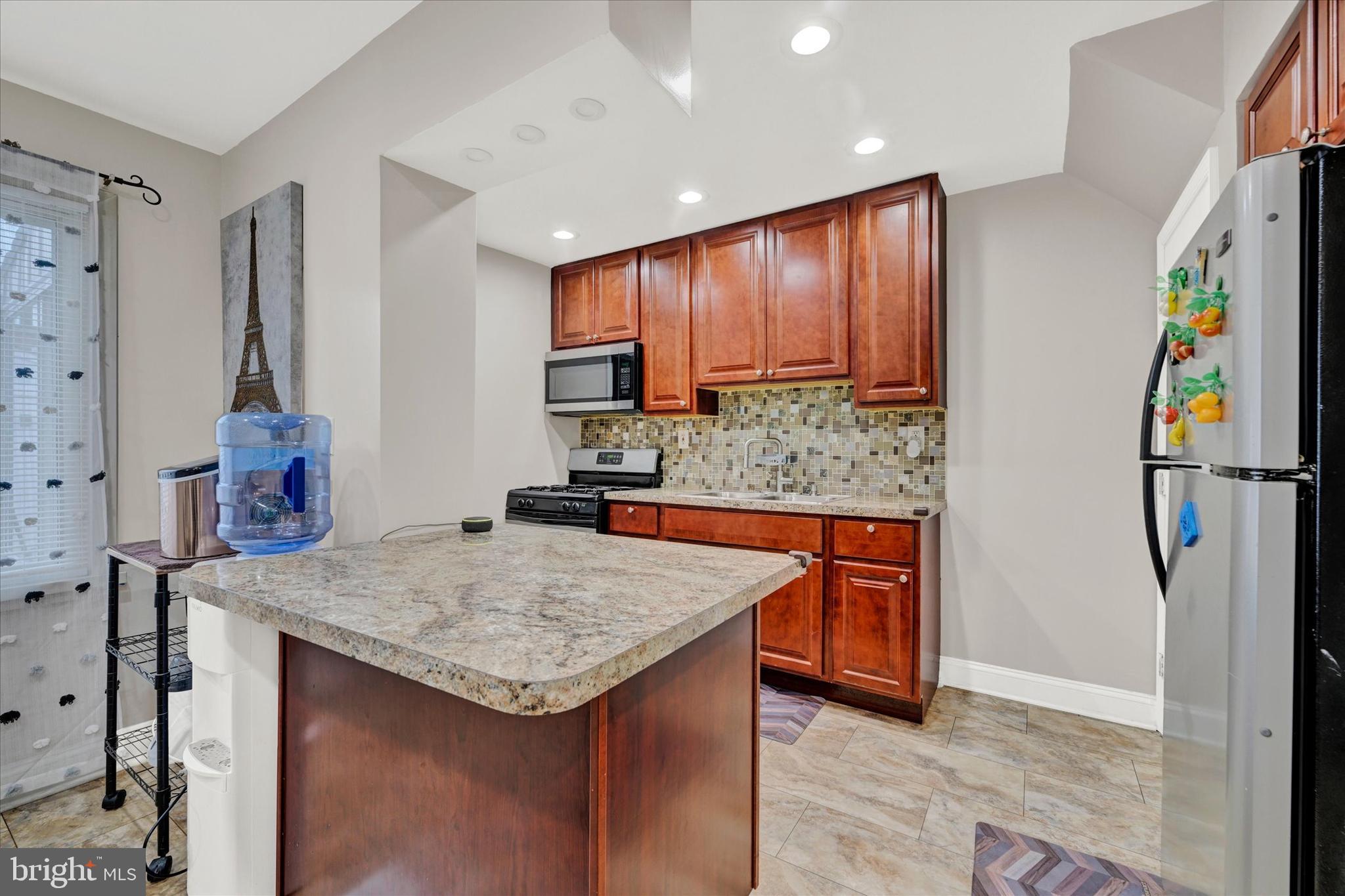 143 Riverthorn Road Middle River, MD 21220 - Photo 9 of 28 Gallery Image 9