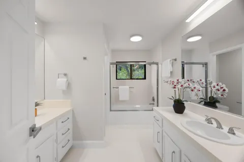 $4,588,000 | 135 Newton Drive, Burlingame, CA 94010