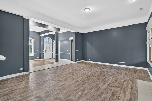 $469,900 | 412 Rainbow Drive, Sleepy Hollow, IL 60118