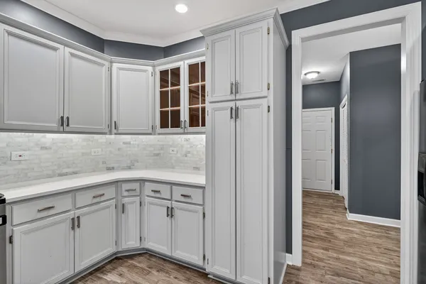 $469,900 | 412 Rainbow Drive, Sleepy Hollow, IL 60118