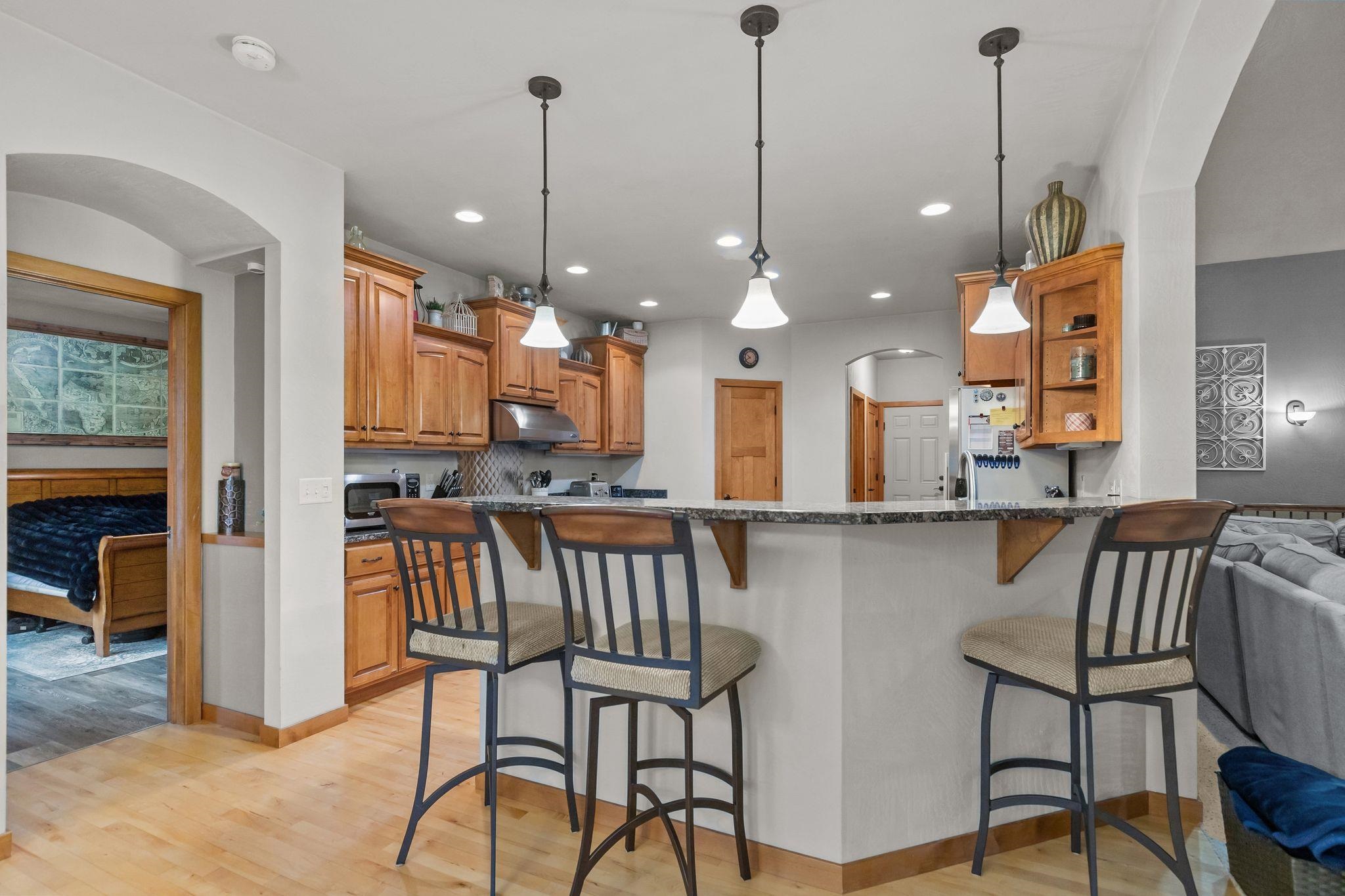 4231 Westview Lane Oshkosh, WI 54904 - Photo 4 of 68