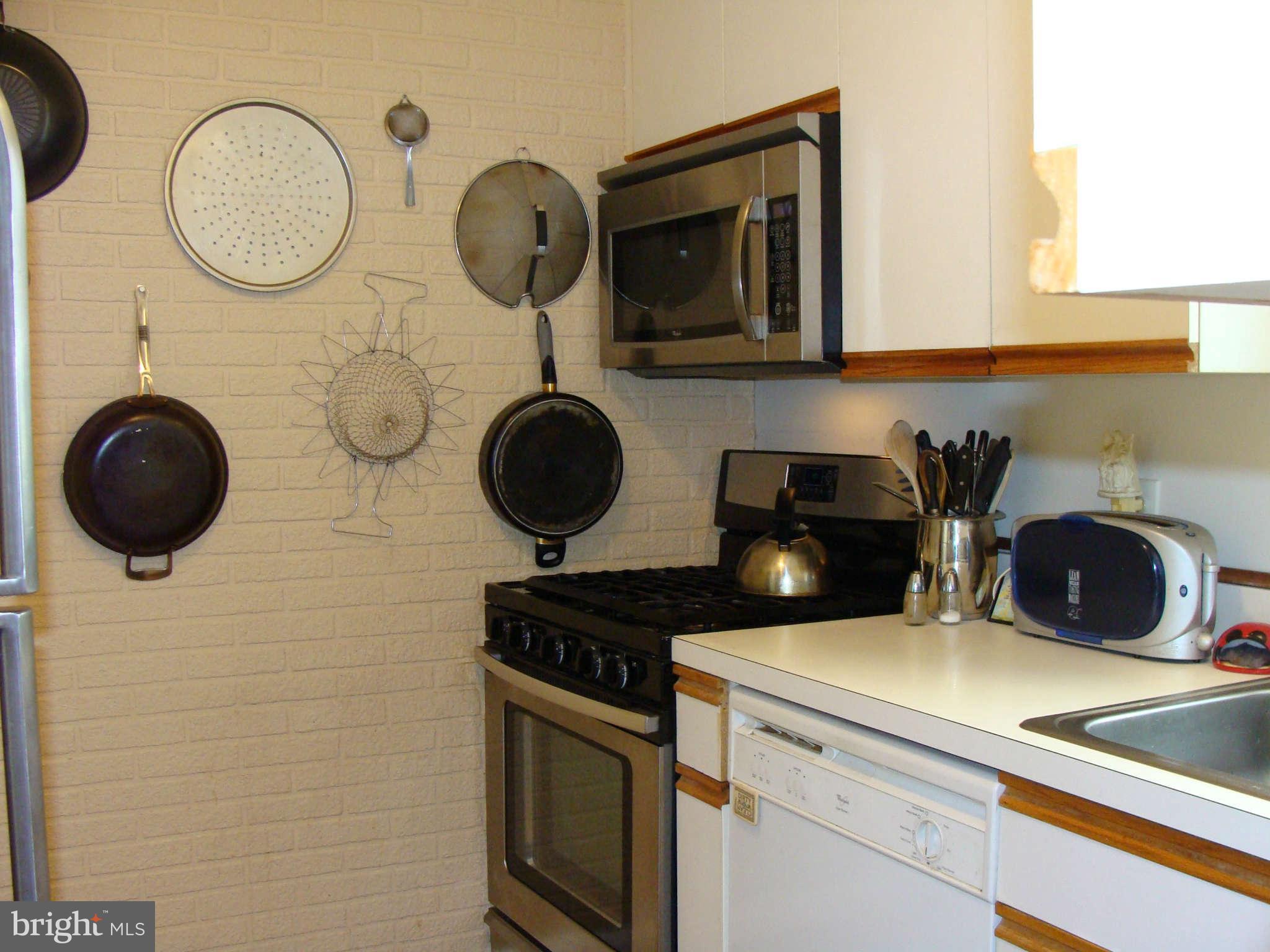 2609 Canterbury Road Baltimore, MD 21234 - Photo 10 of 28 Kitchen