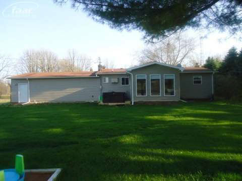 5733 Courtney Road Birch Run, MI 48415 - Photo 24 of 30 20354338-23.JPG