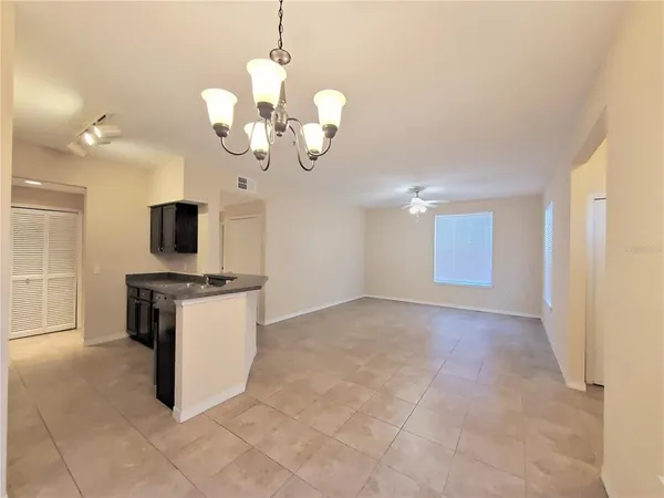 $1,599 | 6029 Westgate Drive, Unit 712, Orlando, FL 32835