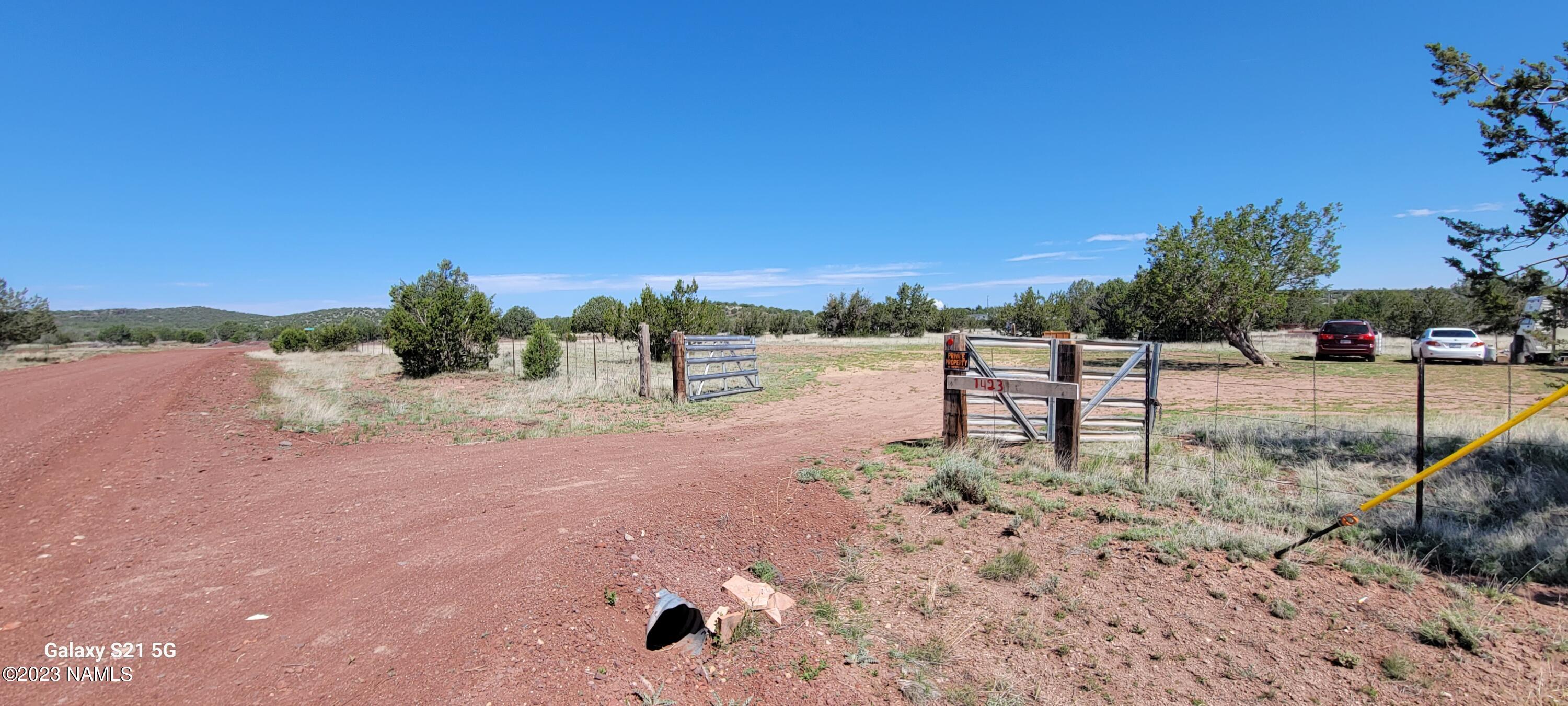 1423 West Cyn Road Williams, AZ 86046 - Photo 4 of 25 20230519_095318