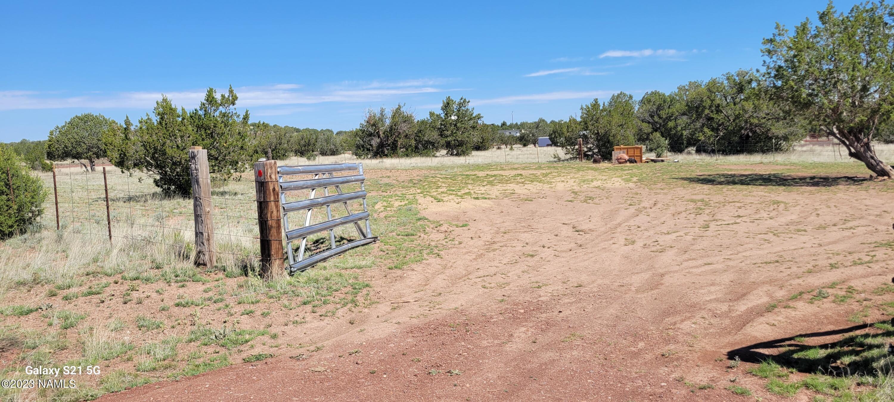 1423 West Cyn Road Williams, AZ 86046 - Photo 5 of 25 20230519_095332