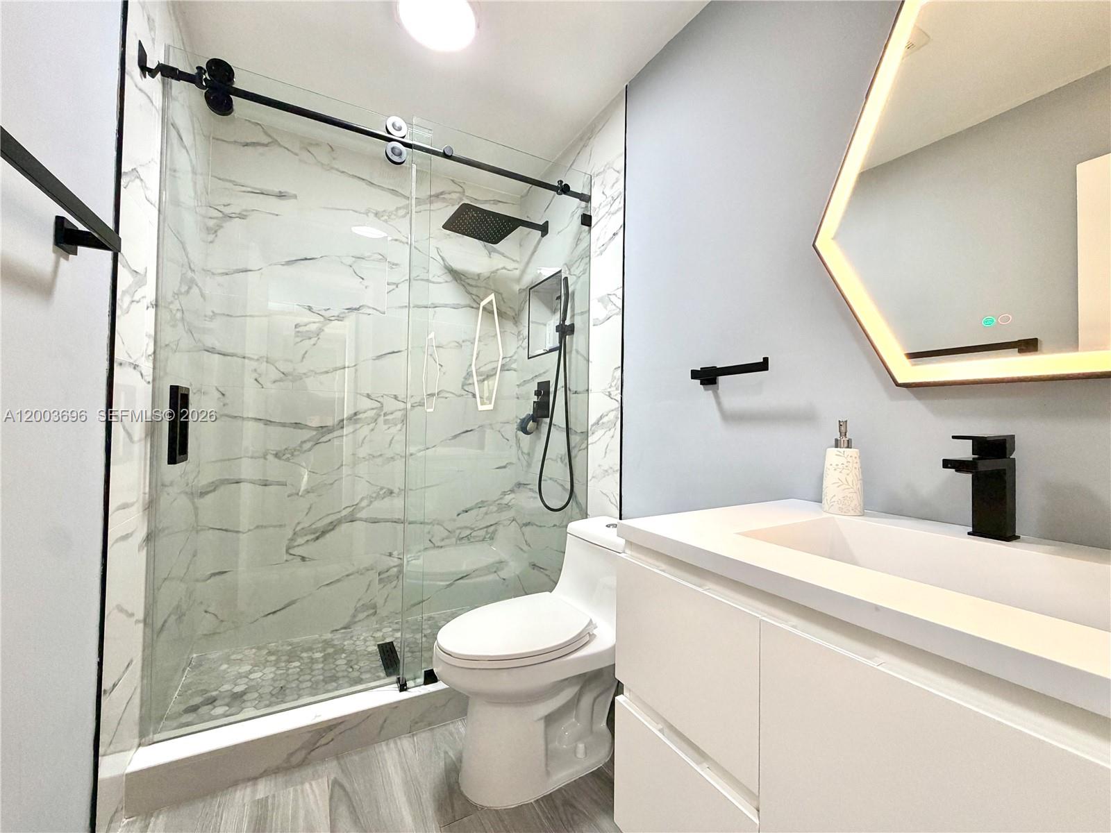8155 West 9th Court Hialeah, FL 33014 - Photo 21 of 47 Common Bath
