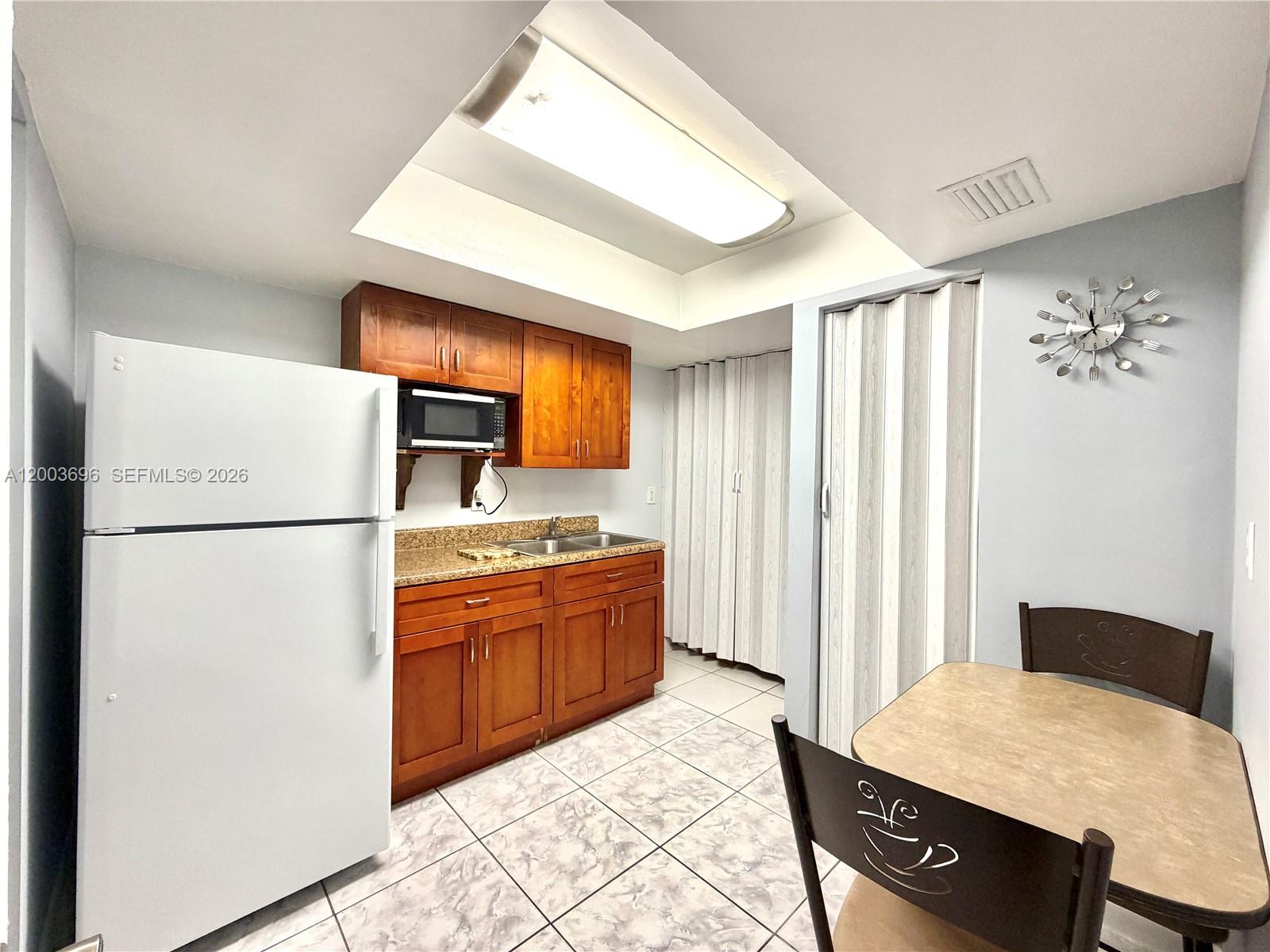8155 West 9th Court Hialeah, FL 33014 - Photo 38 of 47