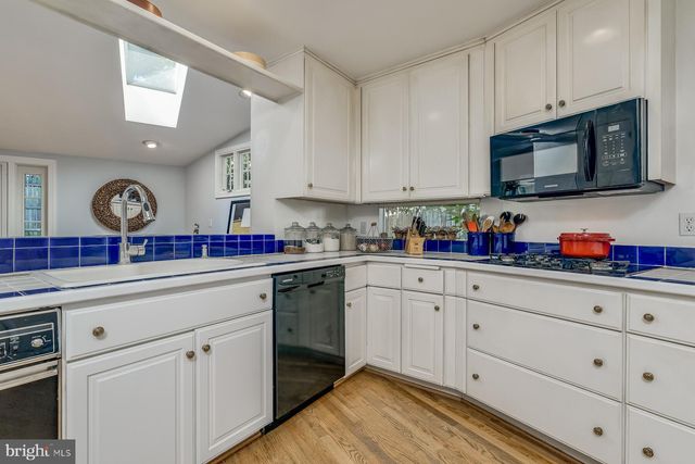 $1,480,000 | 5604 Ontario Circle, Bethesda, MD 20816