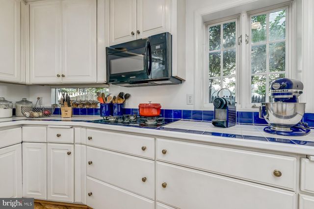 $1,480,000 | 5604 Ontario Circle, Bethesda, MD 20816