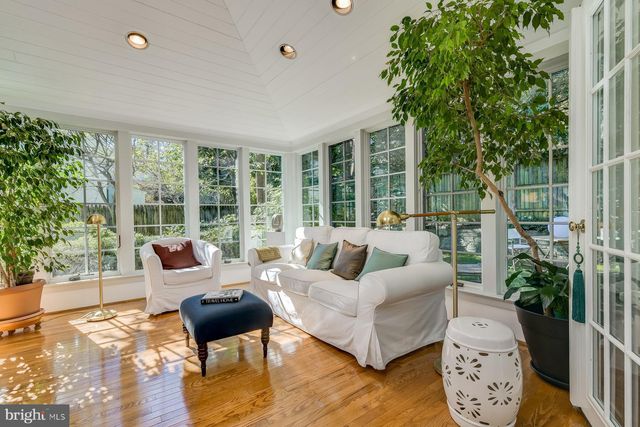 $1,480,000 | 5604 Ontario Circle, Bethesda, MD 20816