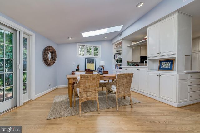 $1,480,000 | 5604 Ontario Circle, Bethesda, MD 20816