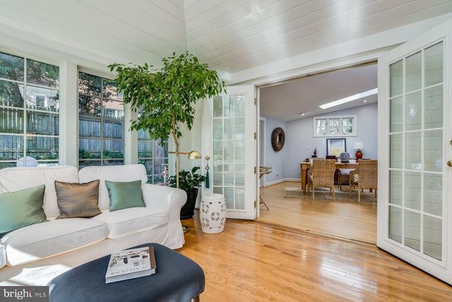 $1,480,000 | 5604 Ontario Circle, Bethesda, MD 20816