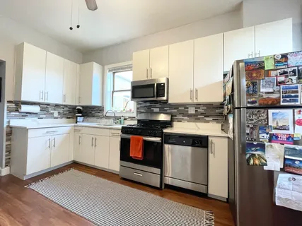 $3,500 | 1931 North Hoyne Avenue, Unit 2, Chicago, IL 60647