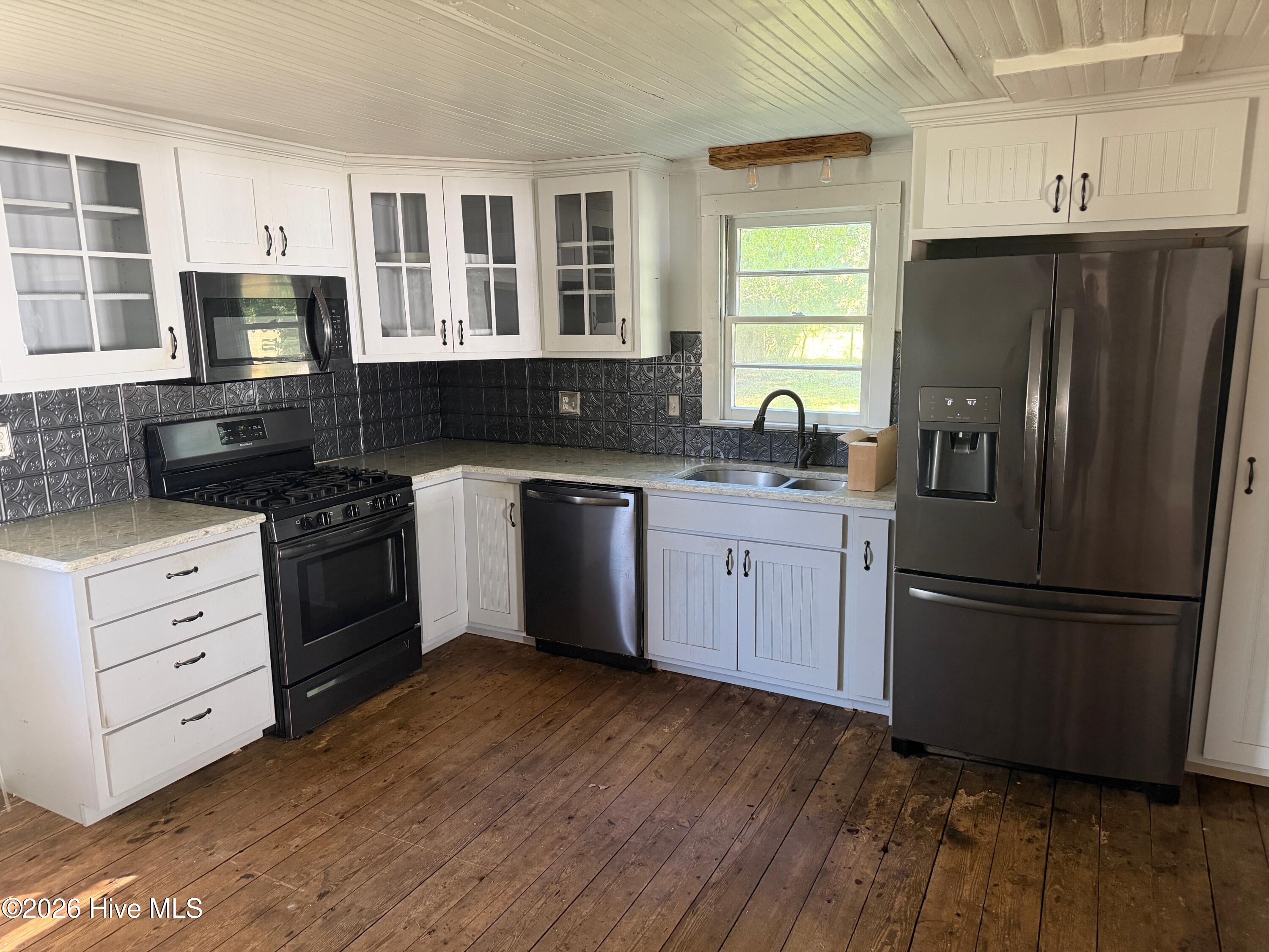 302 North Front Street Hamilton, NC 27840 - Photo 11 of 36